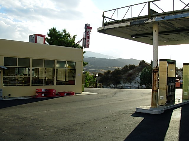 Cafe - Mini-Mart - Gas Station